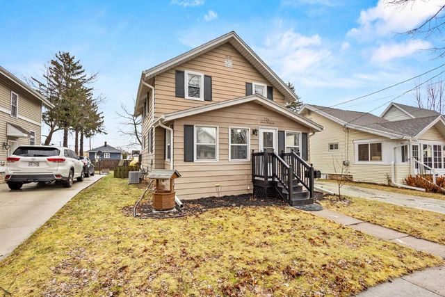 726 W SUMMER STREET, Appleton, WI 54914