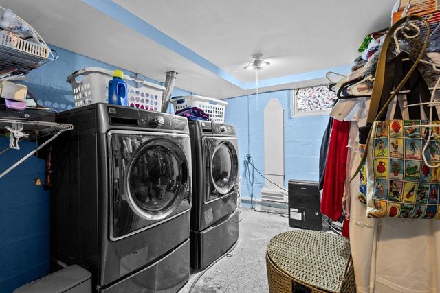 726 W SUMMER STREET, Appleton, WI 54914