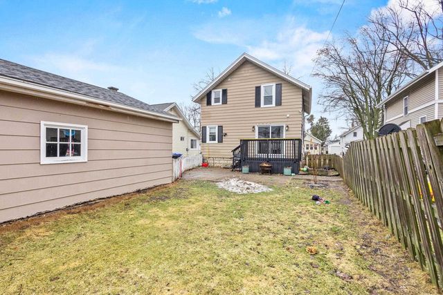 726 W SUMMER STREET, Appleton, WI 54914