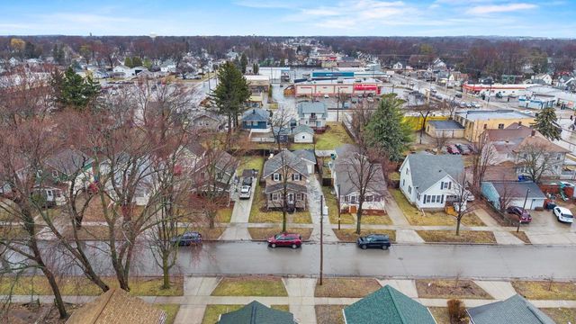 726 W SUMMER STREET, Appleton, WI 54914