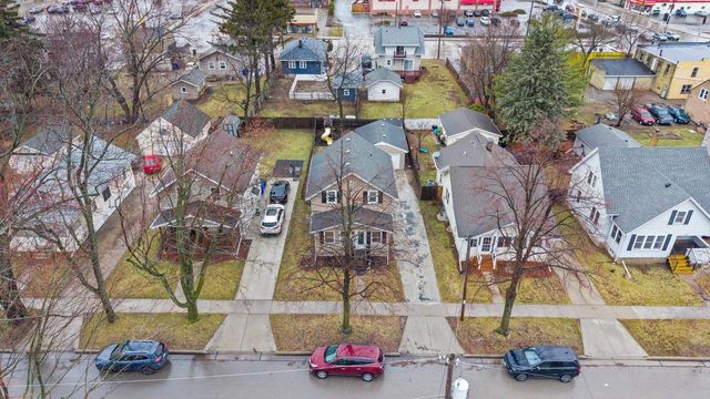 726 W SUMMER STREET, Appleton, WI 54914