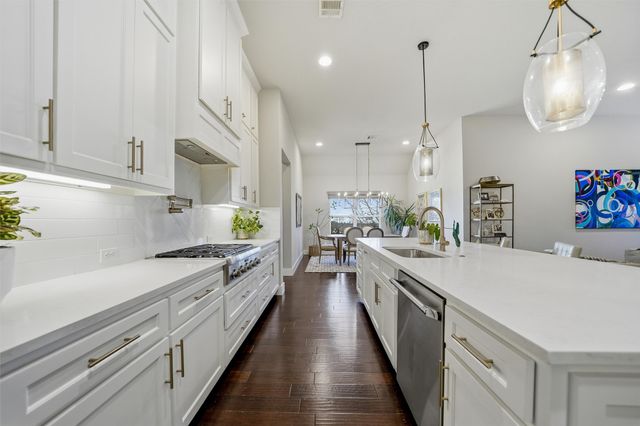 637 Prairie Avenue, Aledo, TX 76008