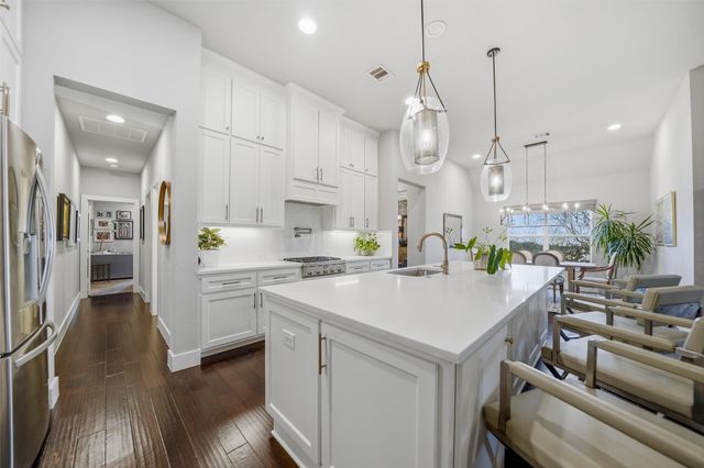 637 Prairie Avenue, Aledo, TX 76008