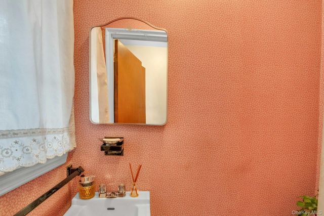 3005 Bronxwood Avenue, Bronx, NY 10469