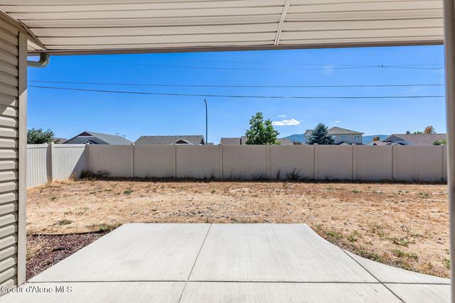2127 E WAGON TRL, Post Falls, ID 83854
