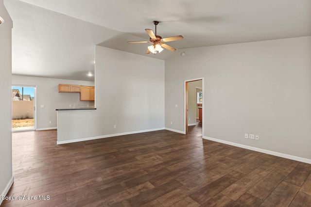 2127 E WAGON TRL, Post Falls, ID 83854