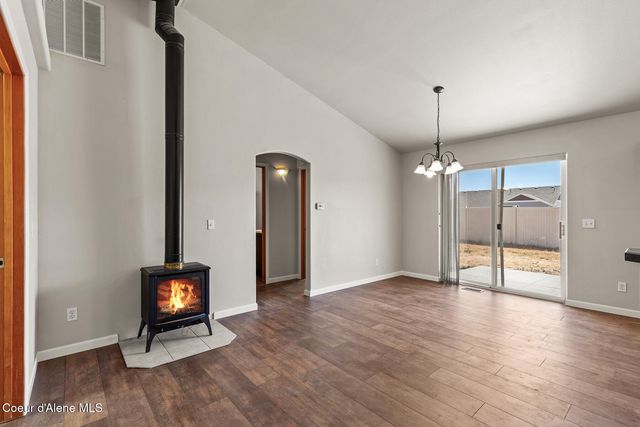 2127 E WAGON TRL, Post Falls, ID 83854