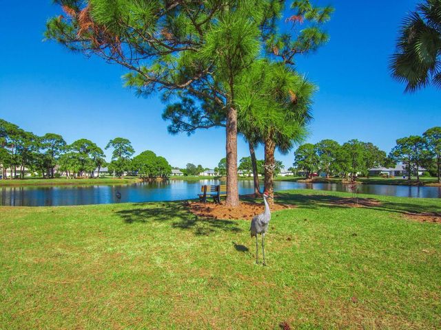 4310 Gator Trace Circle, Fort Pierce, FL 34982