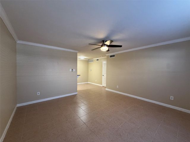 2250 Bering Drive 53, Houston, TX 77057