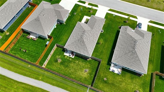 8031 SE 5th Street, Blue Springs, MO 64014