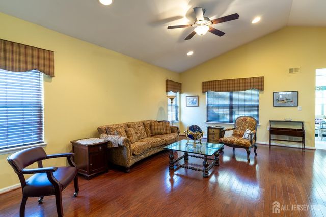 130 Orleans Road, Monroe, NJ 08831