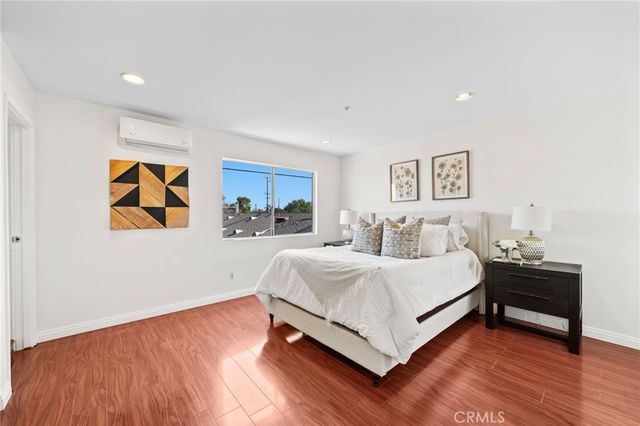 224 N Newhope Street 2, Santa Ana, CA 92703