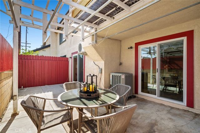 224 N Newhope Street 2, Santa Ana, CA 92703