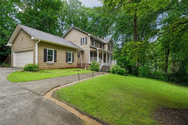 3743 Sawanee Drive, Marietta, GA 30062