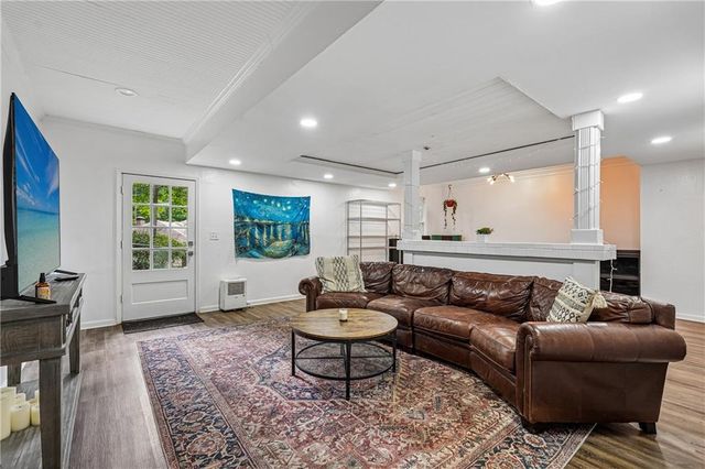 3743 Sawanee Drive, Marietta, GA 30062