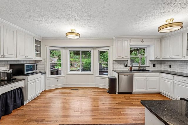 3743 Sawanee Drive, Marietta, GA 30062