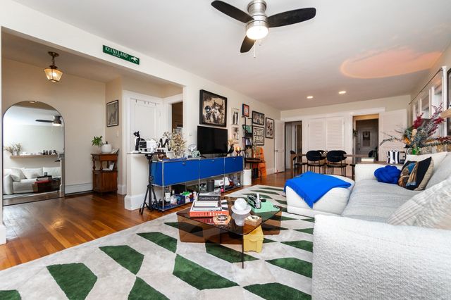 97 Trowbridge St A, Cambridge, MA 02138