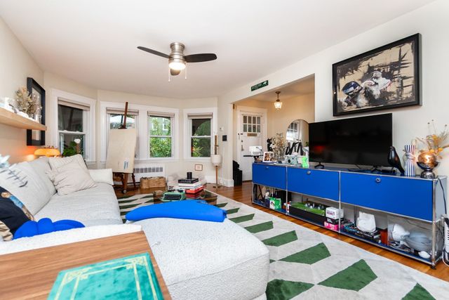 97 Trowbridge St A, Cambridge, MA 02138
