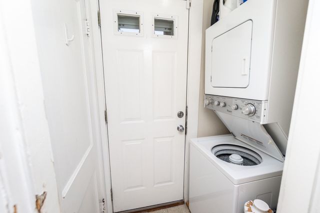 97 Trowbridge St A, Cambridge, MA 02138