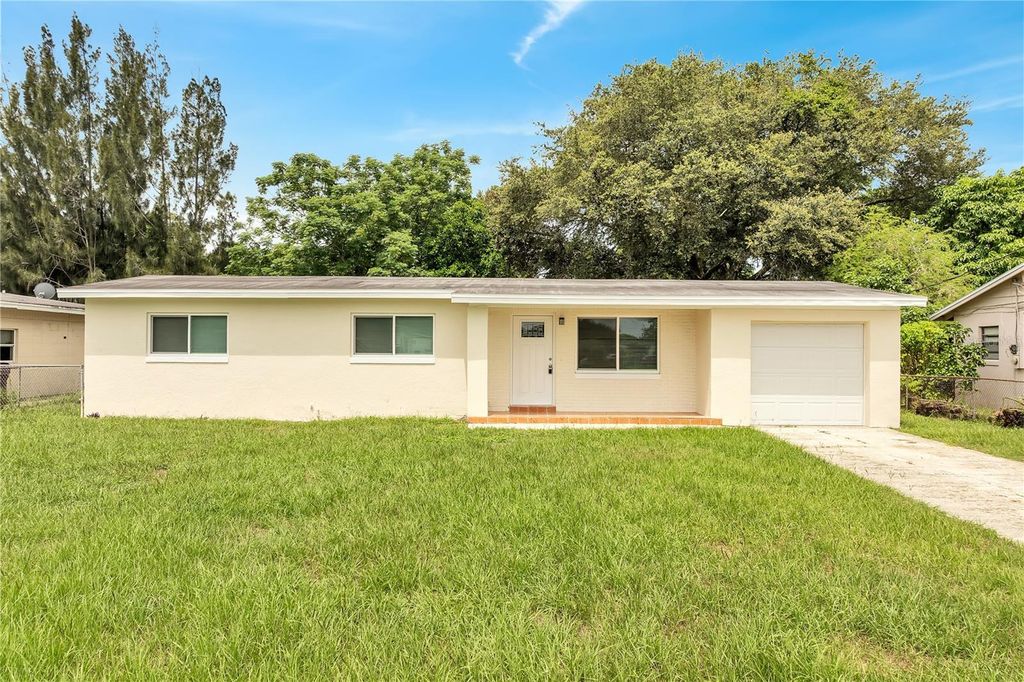 1040 SAN LUIS DRIVE, Orlando, FL 32807