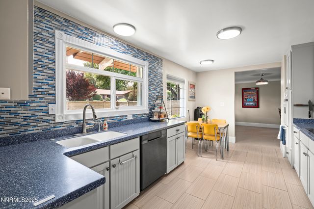 2195 W Plumb Lane, Reno, NV 89509