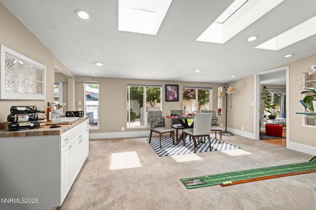 2195 W Plumb Lane, Reno, NV 89509