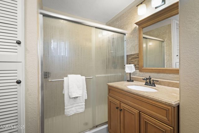 2195 W Plumb Lane, Reno, NV 89509