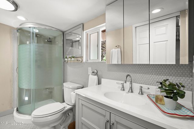 2195 W Plumb Lane, Reno, NV 89509