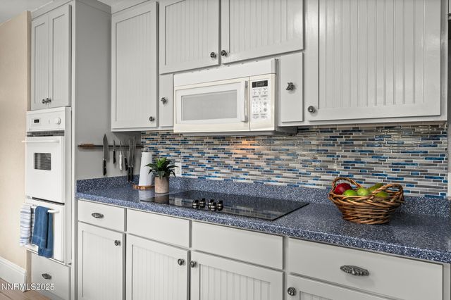 2195 W Plumb Lane, Reno, NV 89509