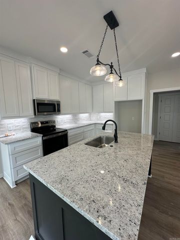 196 Pearson Street, Benton, AR 72015