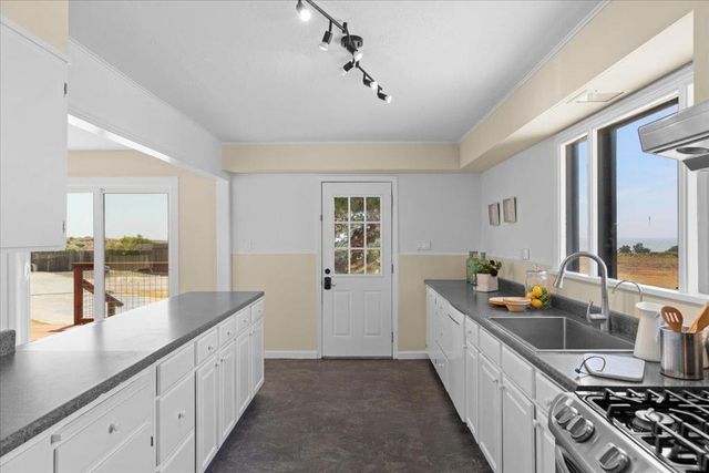 1263 Reservoir Road, Pescadero, CA 94060