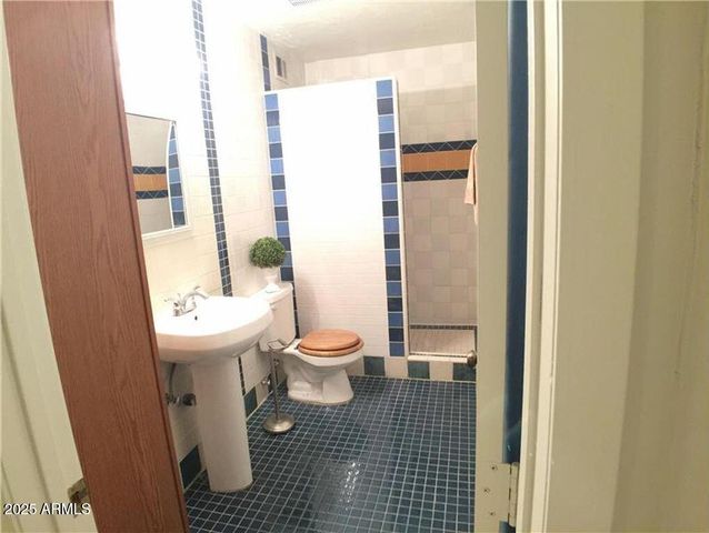 906 W MALIBU Drive, Tempe, AZ 85282