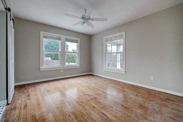827 Le Green St, Houston, TX 77008