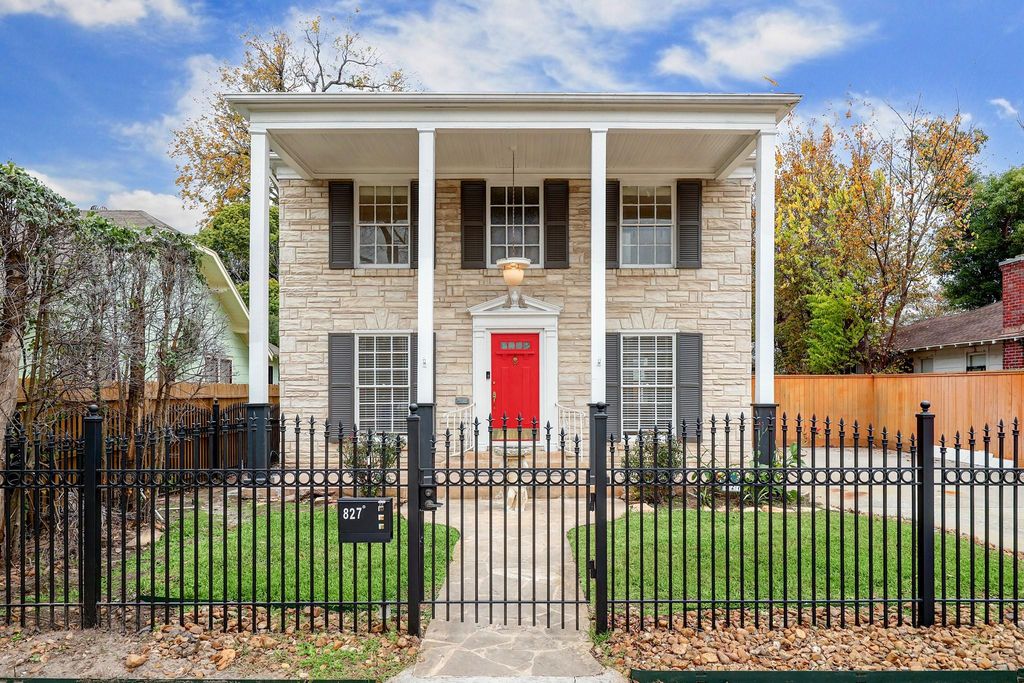 827 Le Green St, Houston, TX 77008