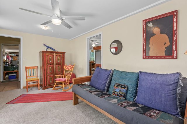 990 Calle Katarina, Santa Fe, NM 87507