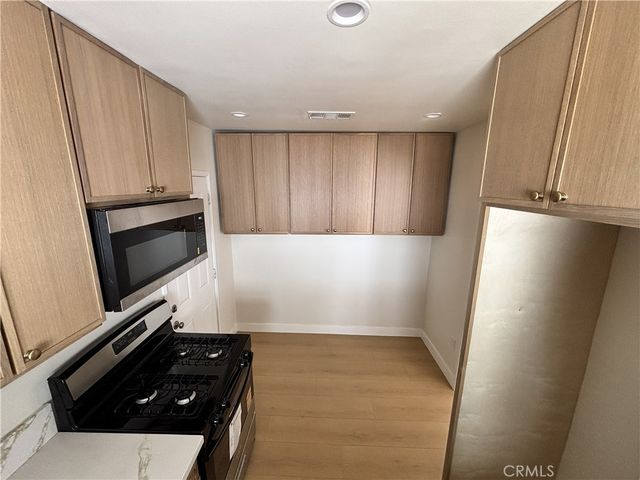 974 W 5th, San Pedro, CA 90731