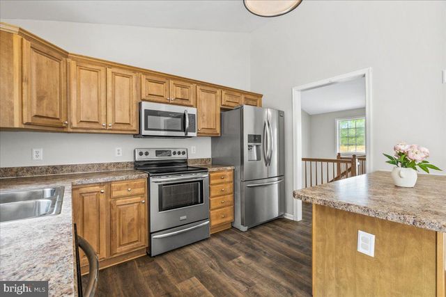 161 SHARONS LN, Martinsburg, WV 25403