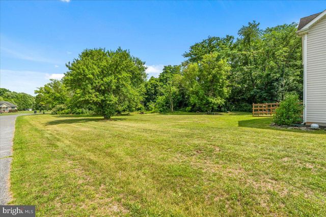 161 SHARONS LN, Martinsburg, WV 25403
