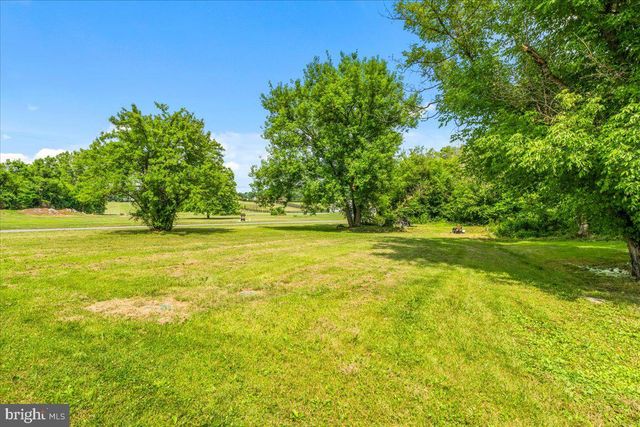 161 SHARONS LN, Martinsburg, WV 25403