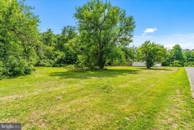 161 SHARONS LN, Martinsburg, WV 25403