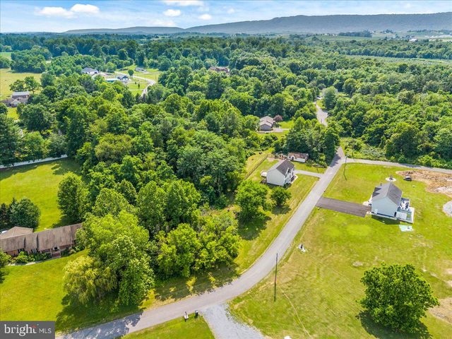 161 SHARONS LN, Martinsburg, WV 25403