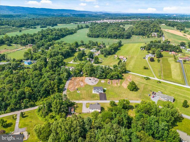 161 SHARONS LN, Martinsburg, WV 25403