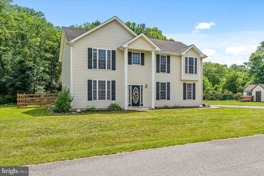 161 SHARONS LN, Martinsburg, WV 25403