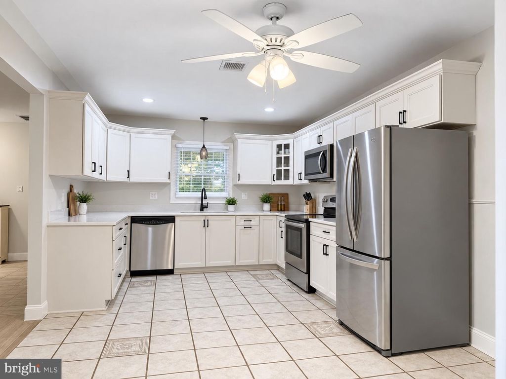 230 PAGEANT LN, WILLINGBORO, NJ 08046 — photo 4