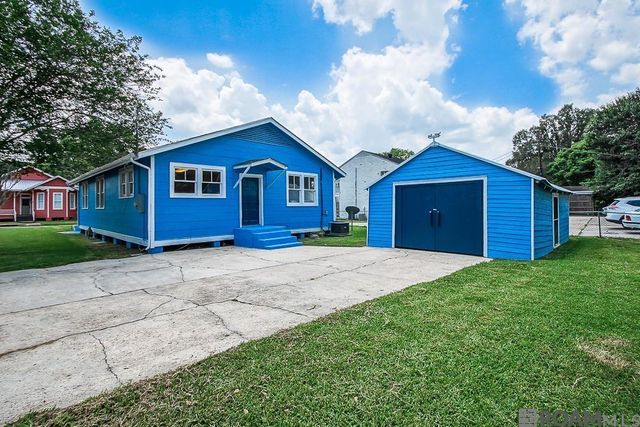 58030 Labauve Ave, Plaquemine, LA 70764
