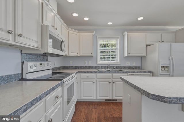 91 REAGAN CT, Millville, NJ 08332