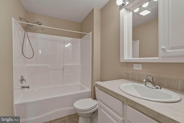 91 REAGAN CT, Millville, NJ 08332