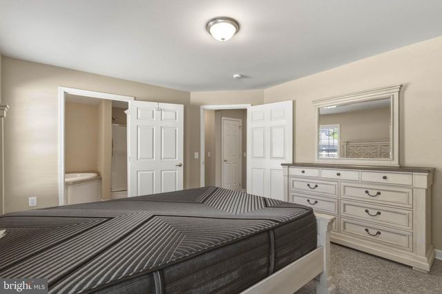 91 REAGAN CT, Millville, NJ 08332