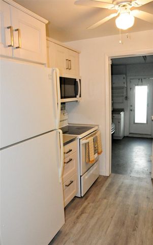 2630 E Golf Boulevard, Pompano Beach, FL 33064