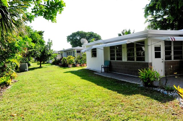 2630 E Golf Boulevard, Pompano Beach, FL 33064